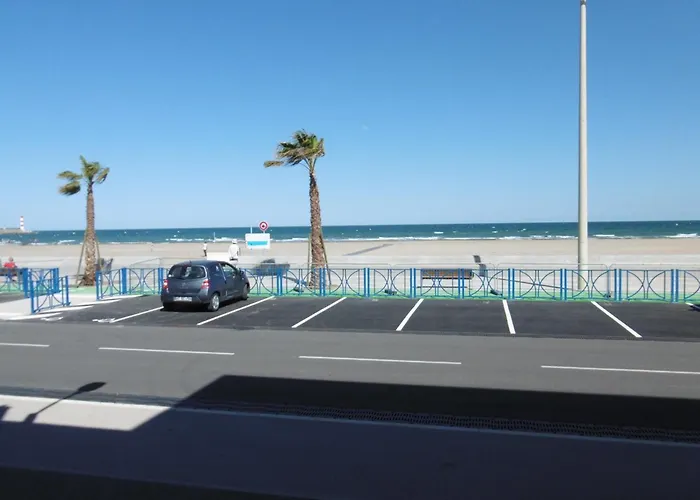 T2 En Bord De Pour 4 Pers, Rdc Avec Parking - Fr-1-797-39 Appartamento Port-la-Nouvelle