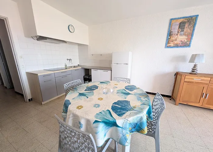 Appartamento T2 En Bord De Pour 4 Pers, Rdc Avec Parking - Fr-1-797-39 Port-la-Nouvelle